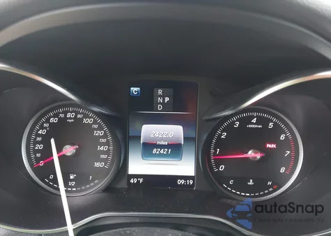 2018 Mercedes-Benz Glc 300 4Matic z USA, uszkodzony, nr VIN WDC0G4KB3JV108631